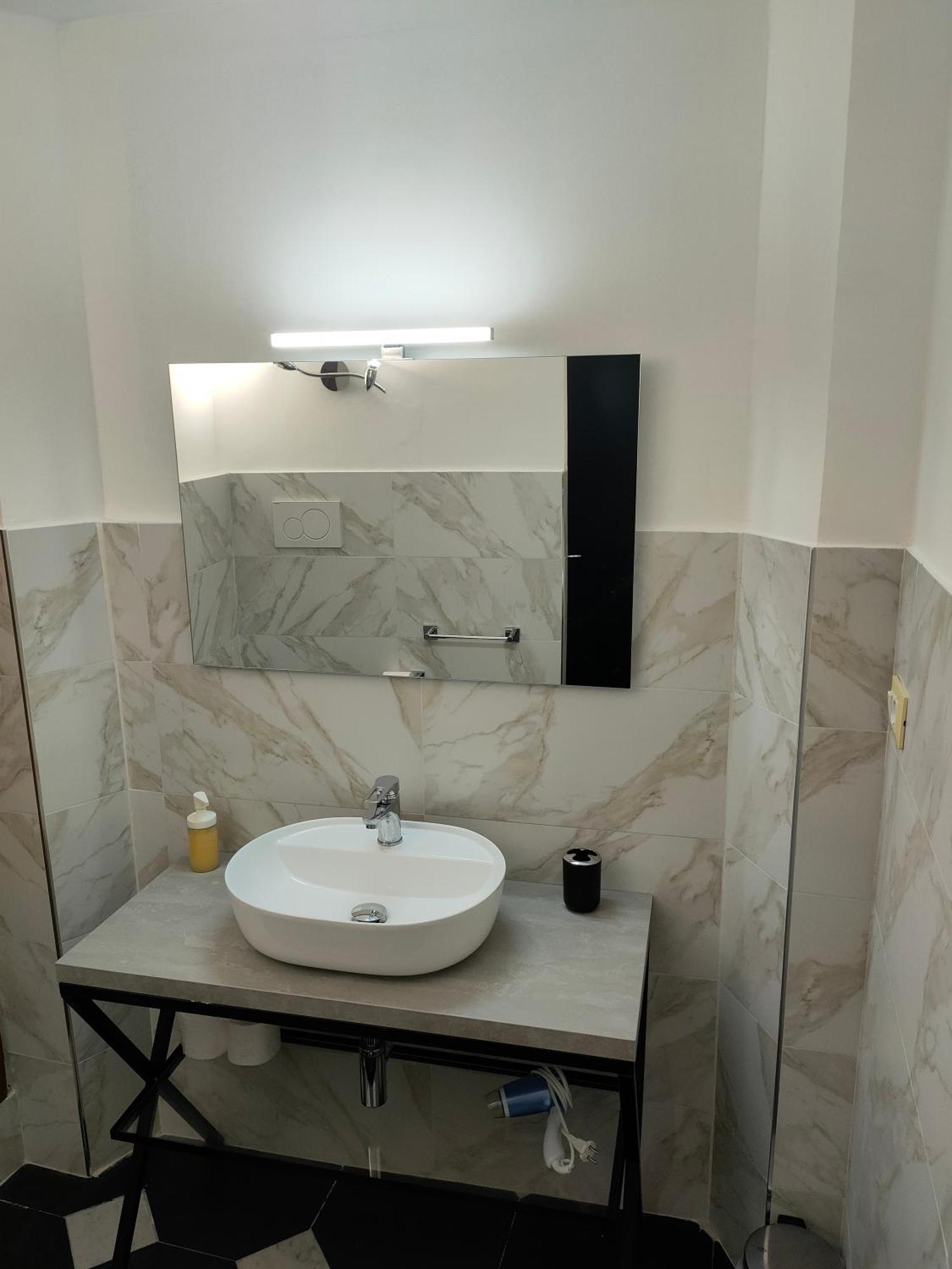 Rooms Ponte Calvi Genua Exteriör bild