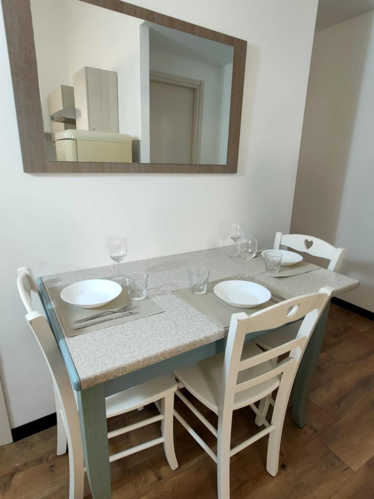 Rooms Ponte Calvi Genua Exteriör bild